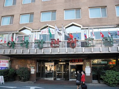 Hotel Ramada Encore By Wyndham Busan Station Exterior foto